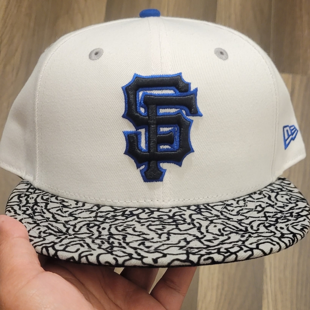 New Era SF Giants Fitted Hat Size 7 3/4